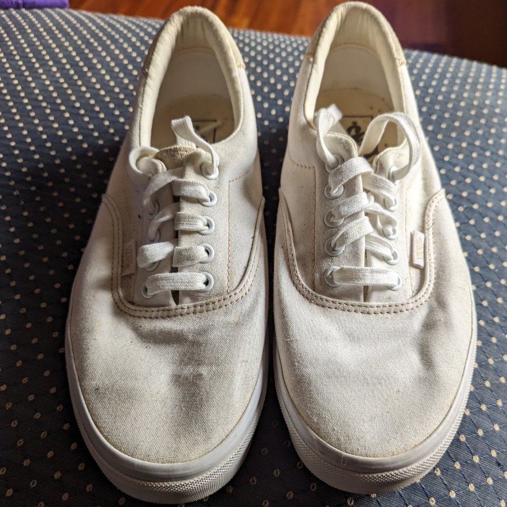 Men's Van's "Off the Wall" sneakers (white , size 10)